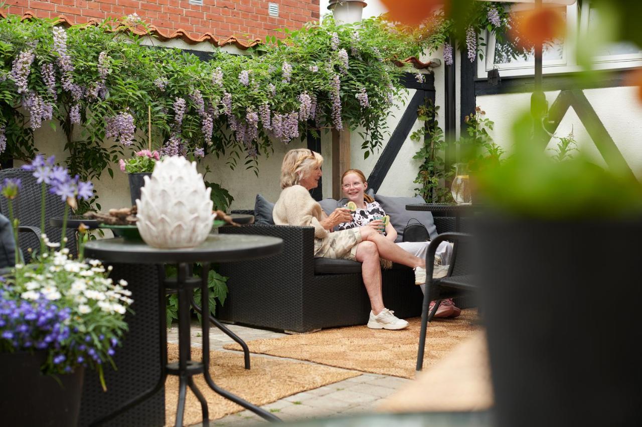 Hotell Baeckagarden Ystad Exterior foto
